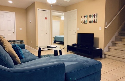 Buena Ventura Lakes House | Incredible 3BR 2BA Townhouse for 8 in Villa Sol