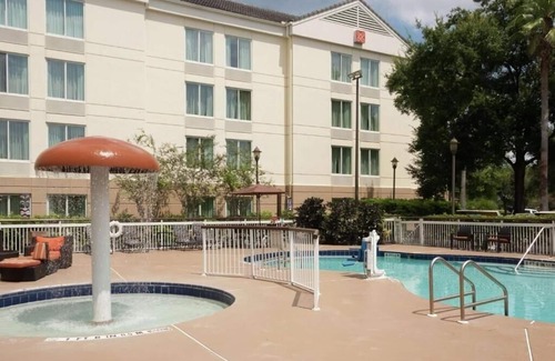 Airport North Apartment | King Room Near Airport Lakes Park ORL