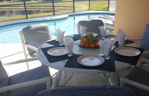 Sandy Ridge House | LAKE VIEW 4BR BUNGALOW, Private Pool, Games Room; FAST 500mbps WIFI