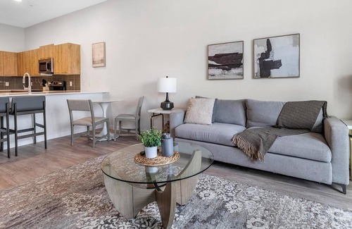 Florida Center Apartment | Landing | Beautiful 1BD, Gym, Yoga Studio