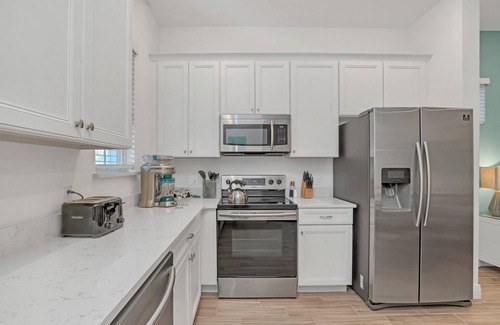West Kissimmee Villa | Last Minute Disney Getaway! Luxury Villa with Private Pool. Book Now! #39968