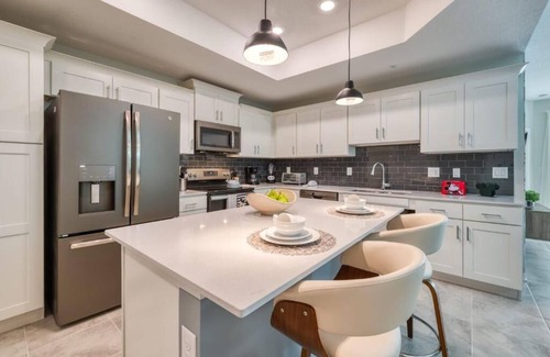 Kissimmee Condo | Lovely Themed 3-BR in resort 10 min from Disney