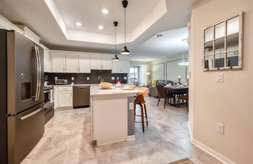 Kissimmee Condo | Lovely Themed 3-BR in resort 10 min from Disney