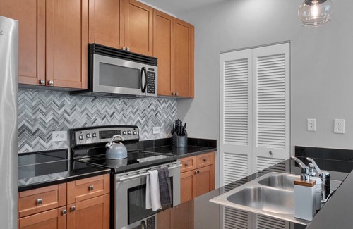 South Eola Apartment | Luxurious 2/2 apartment in downtown Orlando