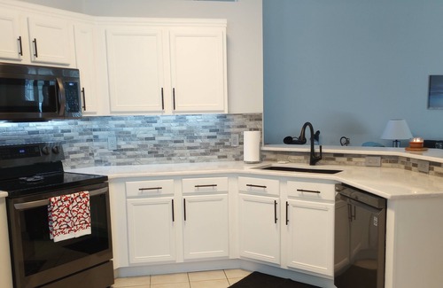 Calabay Parc House | Luxury 4 Bedroom Home/South facing Pool/Spa/Covered Lanai. Champions Gate Area
