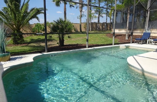 Calabay Parc Villa | Luxury Villa With Private Pool, Games Room and WiFi, Just 20 Minutes from Disney