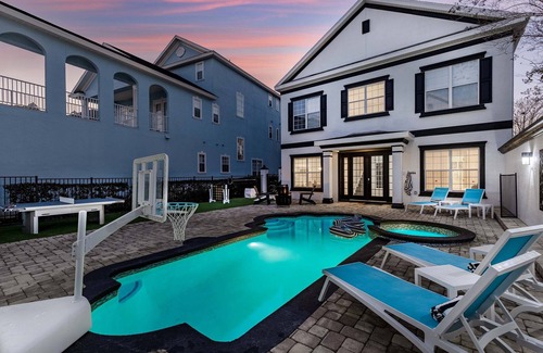 Reunion Villa | Magical Memories | 6-Bedroom Villa with Private Pool and Game Room