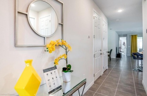 Buena Ventura Lakes House | New SOLARA 5 Bdm Villa with South Facing Pool townhouse
