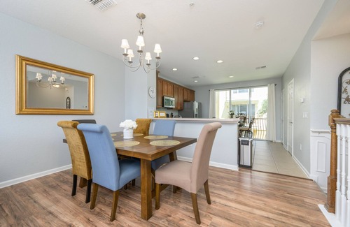 Orlando House | Orange County Convention Center, Universal & SeaWorld 3BD/4BA @Vista Cay home