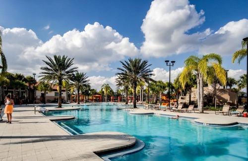 Loughman House | Ospreys Landing at Solterra Resort | Extended Lanai, Pool & Hot Tub/Spa with Bonus Room and Sofa Sleeper, Resort Amenities Included!