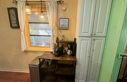 Lake Como House | Peaceful and Private Bungalow near Downtown Orlando