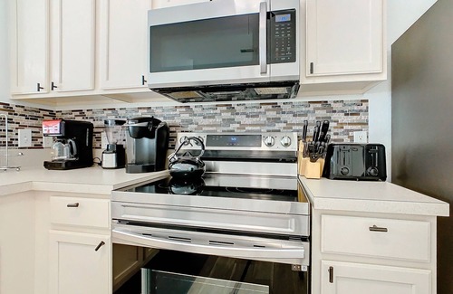 Windsor Hills House | Peter Pan's Flight - Disney Themed Townhome