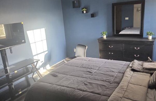 Signal Hill Resort | Private room ∙ 1 guest