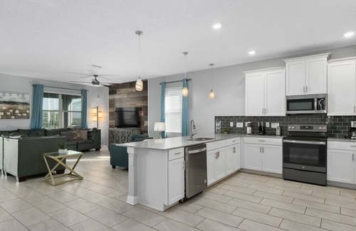 Davenport House | PROMO 8BR Villa,Outstanding Game Room,Resort - by Blue Sky Villas