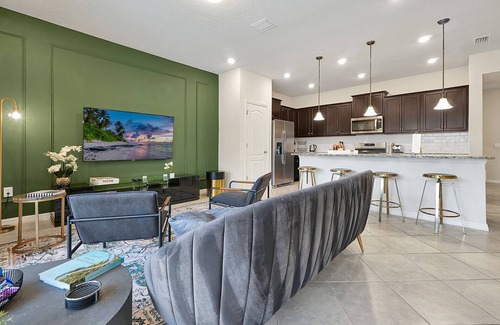 Loughman House | Soltera Resort w/Lazy River & Private Pool,Min 2 Disney