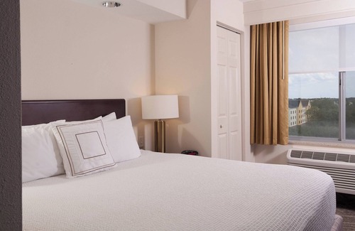 Airport North Hotel | Springhill Suites by Marriott Orlando Airport