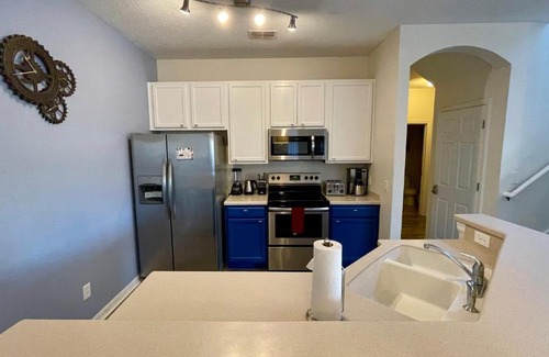 Bellavida House | Stunning 4 Bedroom w/ Pool Close to Disney 4562