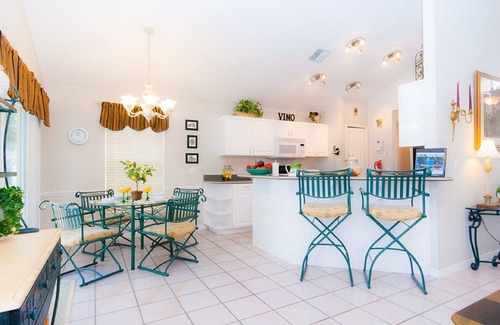 West Kissimmee House | Stunning Lakeview Pool/Spa-Games Room,Free Wi-Fi, 2 mls to Disney