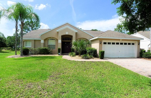 Highlands Reserve House | Stunning, large Highlands Reserve with game room and pool!