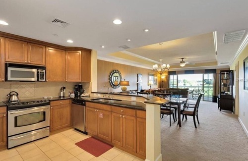 Reunion Condo | Stunning Sunsets Reunion Condo. 3 Beds, 3 Baths. Golf Course View. Free WIFI