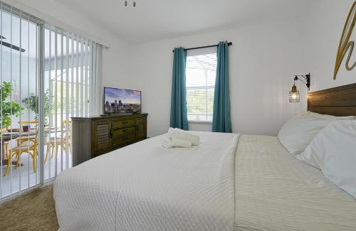 Trafalgar Village House | Trafalgar Villa Close 2 Disney-Game Room-Private Pool/Spa