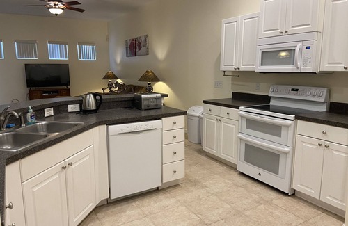 Davenport Villa | Tuscan Hills Luxury Villa, Davenport in Gated Community
