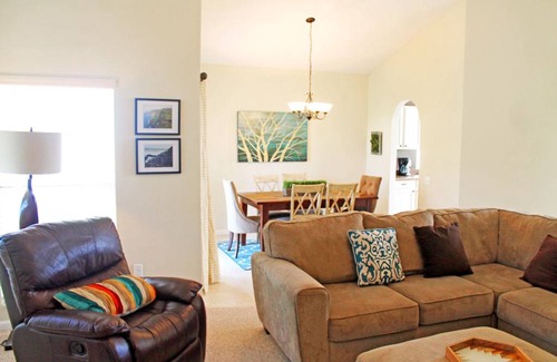 Ventura House | VENTURA COVE HOLIDAY HOME