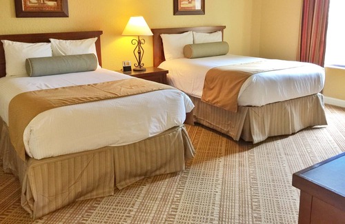 Lake Buena Vista House | Wyndham Bonnet Creek Deluxe Condo closest Disney!