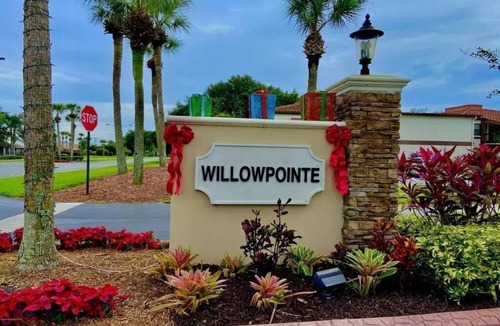 Orlando Condo | 10 min from MCO, airport, 15 min to Disney! Enjoy golf, pickleball, gated condo