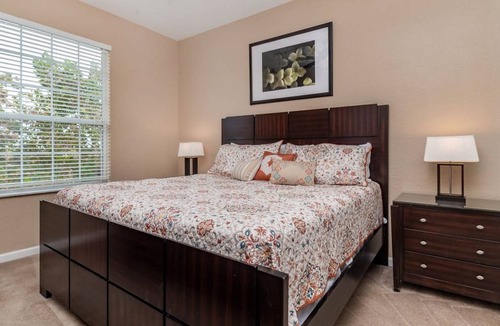 Windsor Hills Apartment | 116 m² Apartment ∙ 3 bedrooms ∙ 8 guests