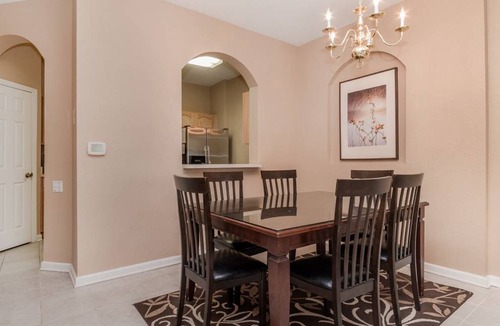 Windsor Hills Apartment | 116 m² Apartment ∙ 3 bedrooms ∙ 8 guests