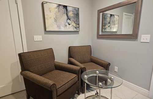 Rio Grande Park Apartment | 12min/Universal, 5/min to Downtown. Hotel Room Style in a Cozy House in Florida
