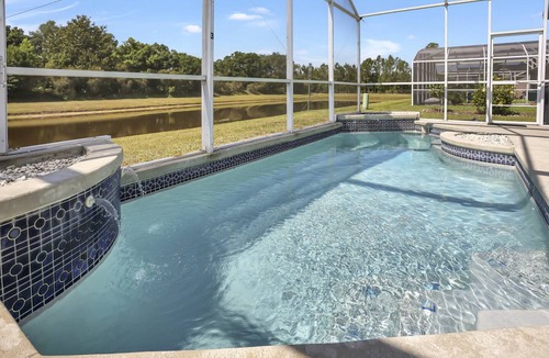 Crescent Lakes Villa | 149 m² Villa ∙ 4 bedrooms ∙ 8 guests