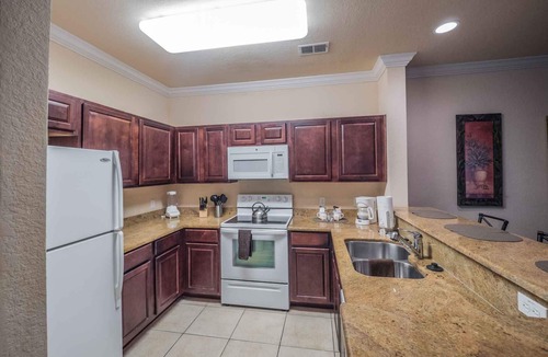 Four Corners Condo | 15% Off Weekly Stays | Resort Pool | Spa | Near Disney | Gated Condo w/Patio in Tuscana Resort