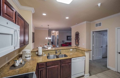 Four Corners Condo | 15% Off Weekly Stays | Resort Pool | Spa | Near Disney | Gated Condo w/Patio in Tuscana Resort