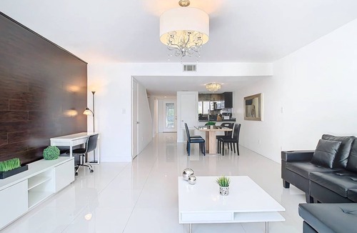 Florida Center North Apartment | 158 m² Apartment ∙ 2 bedrooms ∙ 5 guests
