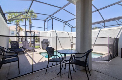 Davenport House | 1589MVD: Resort style townhome with private pool!