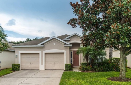 Windsor Hills House | 169 m² House ∙ 3 bedrooms ∙ 7 guests