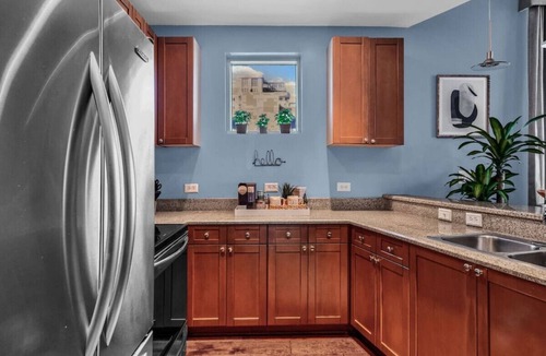 South Eola Condo | 2/2 PENTHOUSE DOWNTOWN with large Billiard room