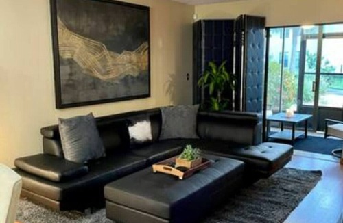 Ventura Condo | 2 Bed 2 Bath Golf Resort Condo (1ST FL)