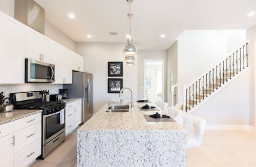 Historic Downtown Kissimmee Villa | 202 m² Villa ∙ 5 bedrooms ∙ 12 guests