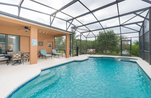 Legacy Park House | 240 m² House ∙ 4 bedrooms ∙ 8 guests