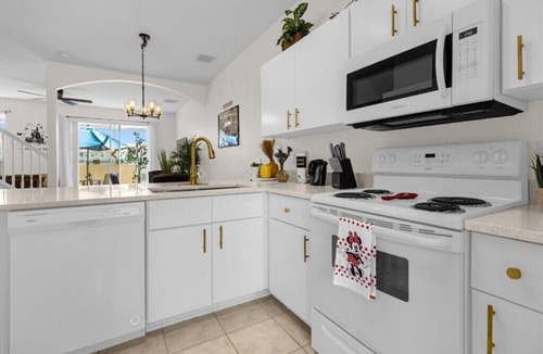 Cumbrian Lakes House | 3 Bedroom/2.5 Bathroom/Fiesta Key (4728HH)