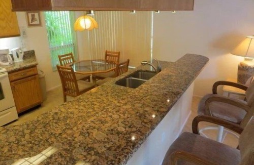 Lindfields House | 3 bedroom 2 bathroom fenced pool home villa with games room at Lindfields close to Disney