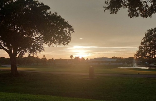 Ventura House | 3-bedroom house in phenomenal Orlando ventura country club with gated community