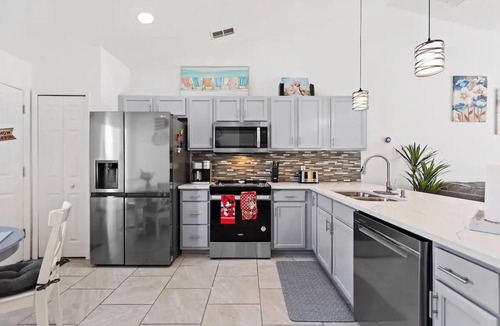 Florida Pines House | 3-bedroom house with Pool and Movie room in charming Davenport. Enjoy your stay.