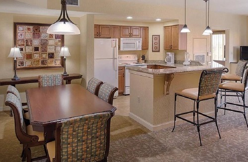 Lake Buena Vista Condo | 3 BR Deluxe Condo BONNET CREEK Club Wyndham Resort, less than 1 mile from Disney