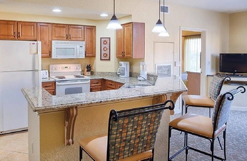 Lake Buena Vista Condo | 3 BR Deluxe Condo BONNET CREEK Club Wyndham Resort, less than 1 mile from Disney