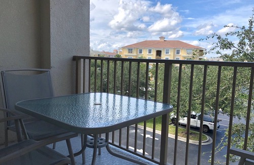 Florida Center Apartment | 301 - Super Clean & Beautiful. Pools, Gym, Lake