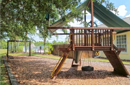 Four Corners House | 35 Fresh House